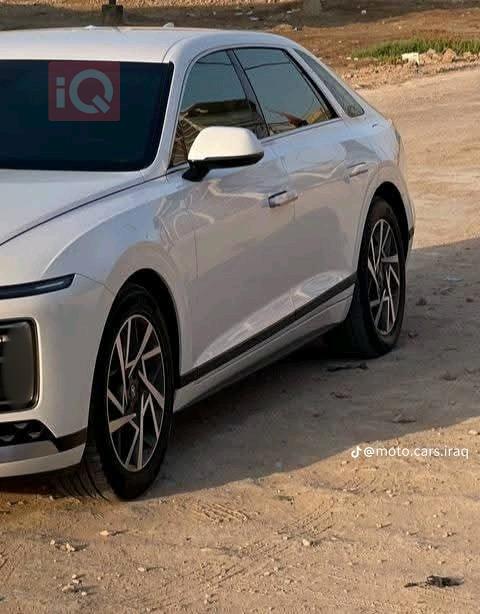 هيونداي أزيرا